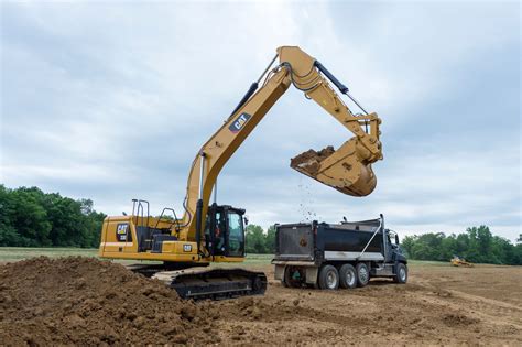 cat 3 ton excavator|caterpillar 330 excavator.